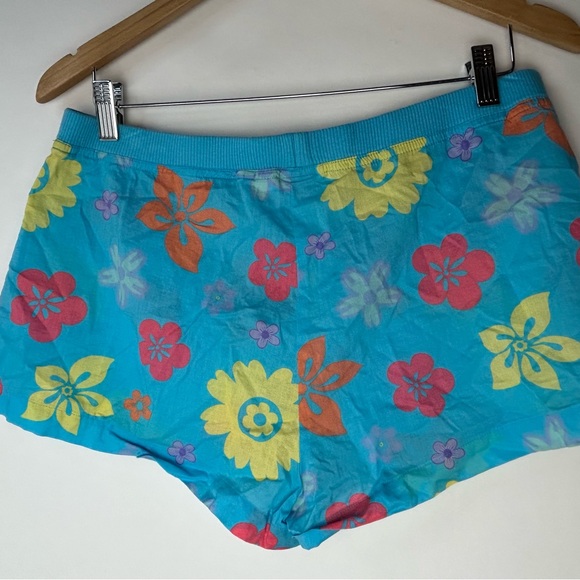 Victoria's Secret Blue with Floral Pajama Shorts Medium - Picture 6 of 13